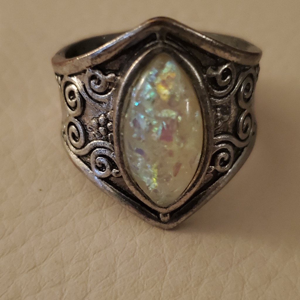 Silvertone Ring